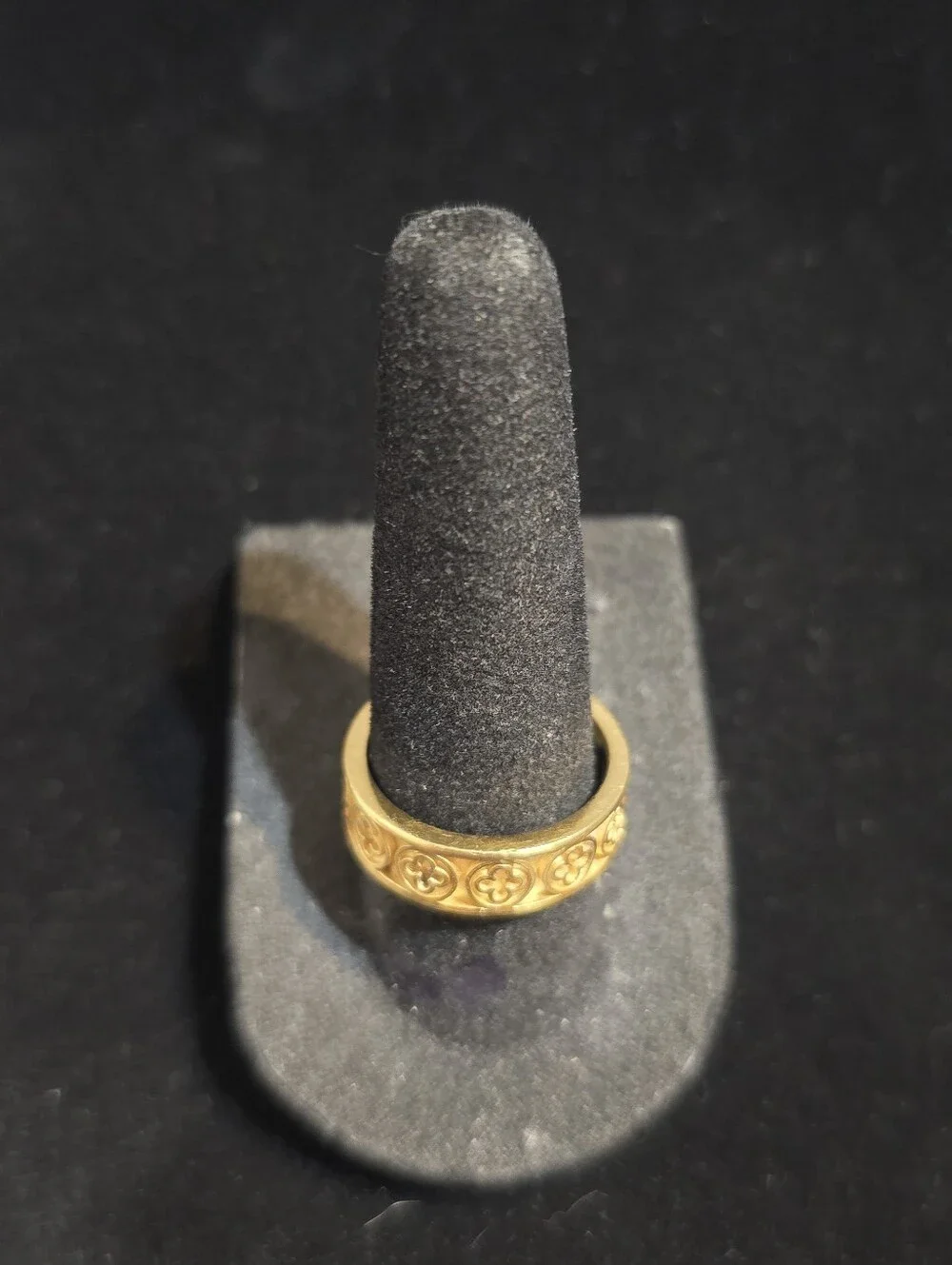 Humilis Gold Plated Sterling band ring with Palazzo Ducale quadrilob flower s7.5